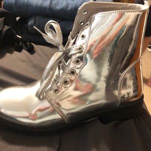 Rue21 Silver boots